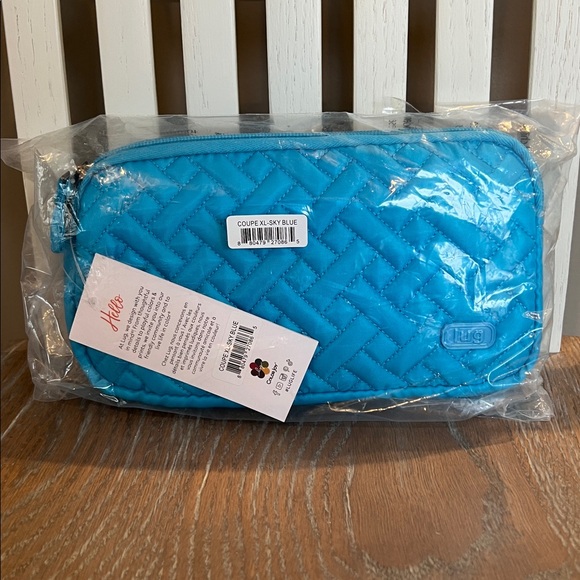 Coupe XL RARE Sky Blue🩵 - Picture 10 of 11